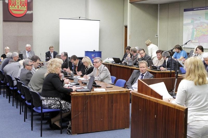 Politikams klaipėdiečių nuomonė – neįdomi
