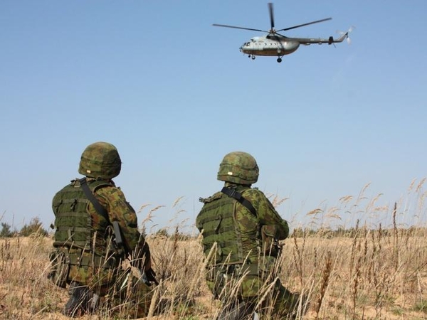 NATO vadovas ragina Lietuvą didinti išlaidas gynybai