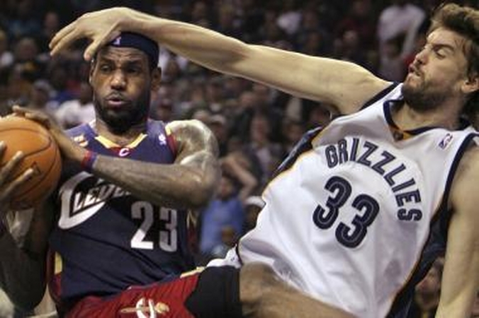 „Cavaliers“ suklupo Memfyje