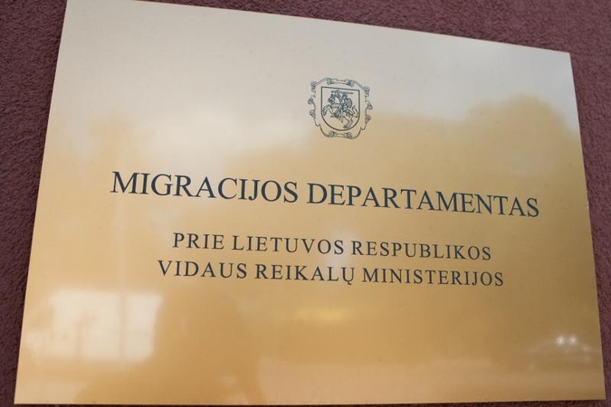 Skandalas: 100 užsieniečių galėjo nusipirkti teisę gyventi Lietuvoje