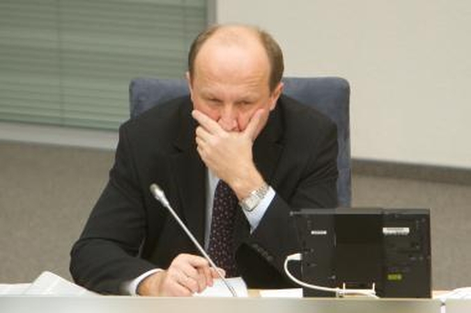 Vyriausybė nebėra tikra dėl „Sodros“ mokesčių didinimo