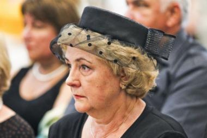 Vyriausybė dar nežino, ar skirs rentą K.Brazauskienei (papildyta 14.45 val.)