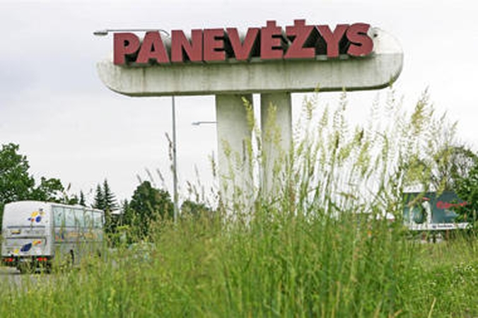 Panevėžys paskendo žolėse