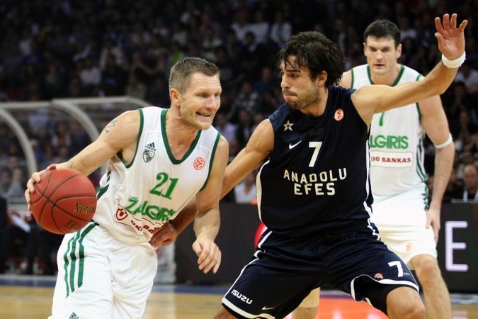 Išskirtinis reportažas: M. Brazys analizavo „Anadolu Efes“ žaidimą