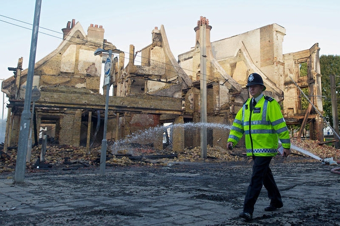 Londonas stiprina pajėgas: gatvėse patruliuos 16 tūkst. pareigūnų
