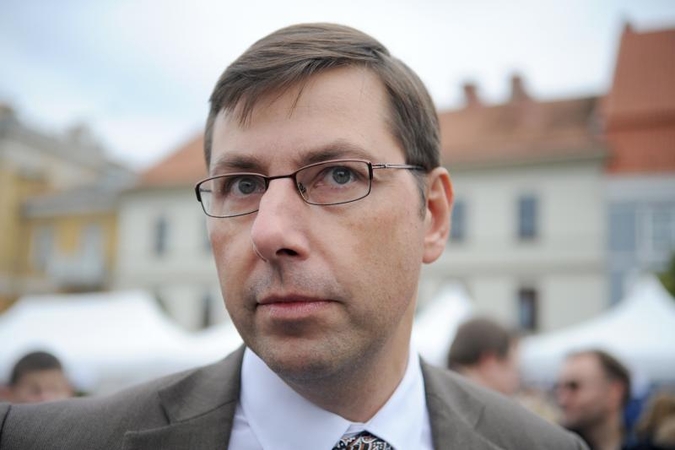 G. Steponavičiaus kritikos strėlės - permainoms švietimo sistemoje