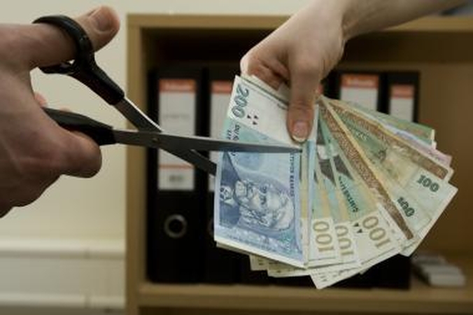 Milžiniškų kompensacijų „Leo LT“ nebeliks?