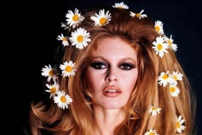 Brigitte Bardot palikusi ketvirtą vyrą sugrįžo į Sen Tropezą