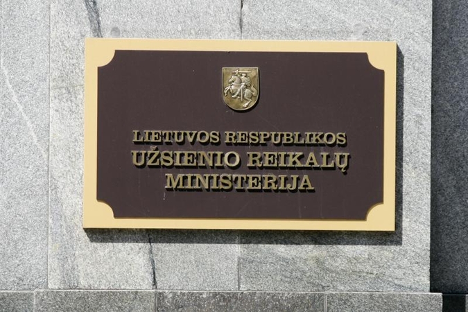 ES diplomatinėje tarnyboje - 10 Lietuvos diplomatų iš 874