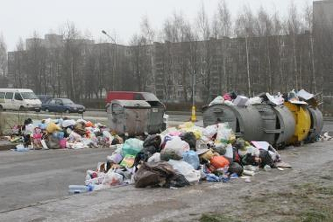 Teismas nagrinėja šiukšlių rinkliavos teisėtumą (atnaujinta)