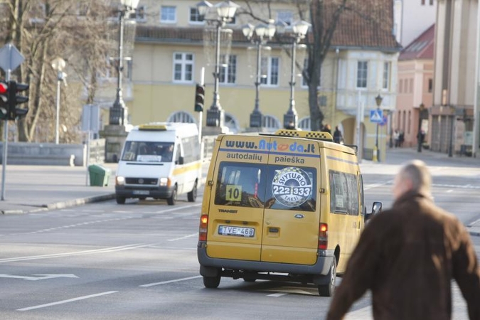 Tarandės gyventojai piktinasi: panaikintas 4 maršruto mikroautobusas