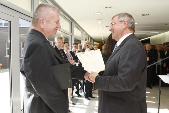 Memelenderiai AdM archyvo lobius perdavė Klaipėdai