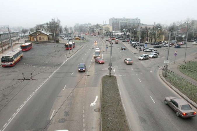 Prie Geležinkelio stoties įrengtą šviesoforą valdys patys vairuotojai