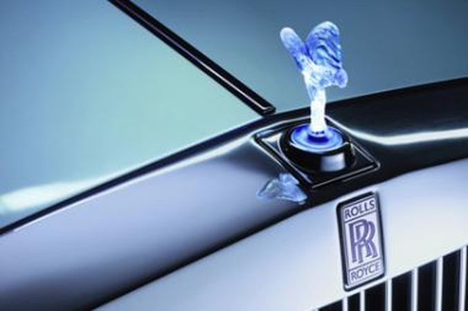 "Rolls-Royce" pristatys prabangiausią elektromobilį