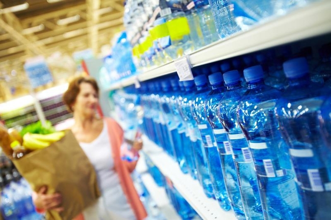Ar plastikiniame butelyje sušilęs vanduo yra kenksmingas?