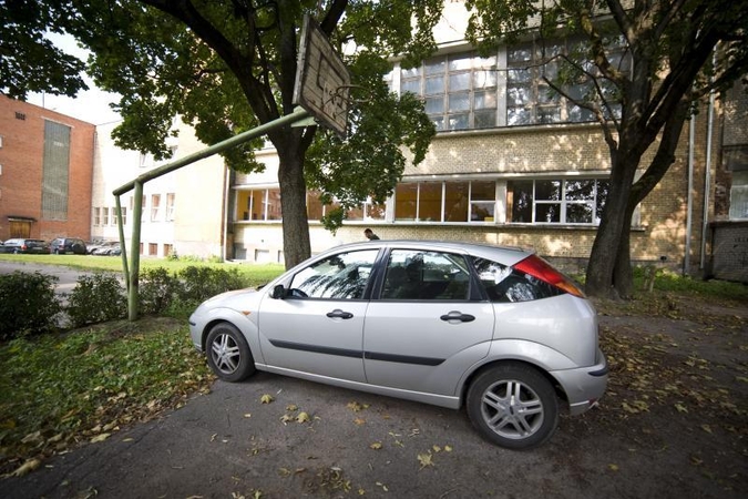 Daugiabučių aikštelės laukia šviesesnio rytojaus