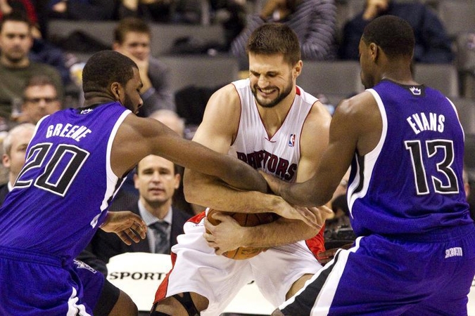 NBA lygos mače Linas Kleiza į varžovų krepšį įmetė penkiolika taškų