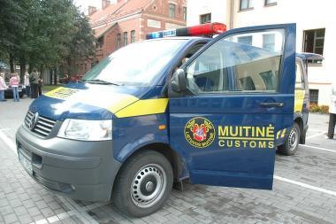 Klaipėdos muitininkai surinko 228 mln. litų mokesčių 