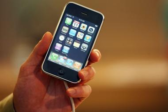 Pirmieji įspūdžiai prisilietus prie „iPhone 3G"