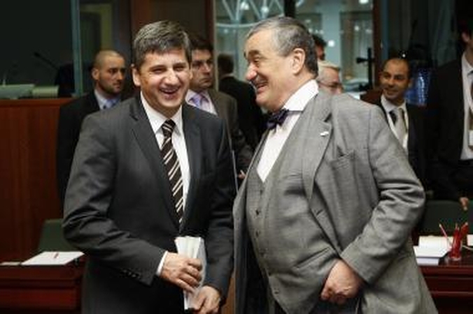 Čekijos ministras diplomatus palygino su prostitutėmis