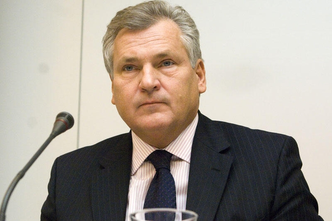 Tarp Knygų mugės svečių - A.Kwasniewskis, mokslininkė B.Galdikas