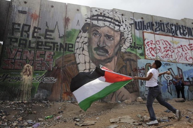 Išdavė arešto orderį velionio palestiniečių lyderio Arafato našlei