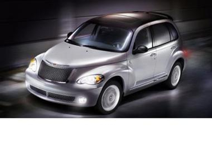 „Chrysler" atsisveikina su „PT Cruiser"