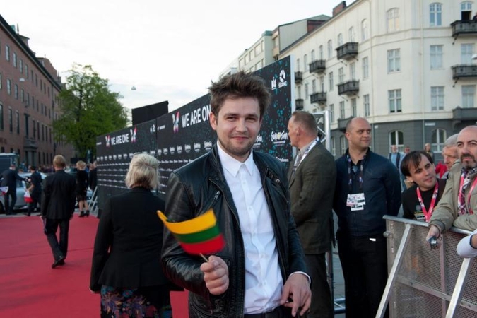 Internautai A. Pojavio galimybes „Eurovizijoje“ vertina skeptiškai