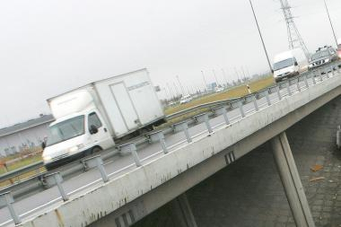 Dėl plikledžio Kaune registruoti 6 eismo įvykiai (dar papildyta)