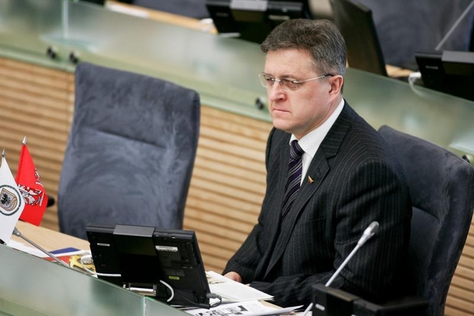 Prašys ištirti, ar Antikorupcijos komisija neviršijo įgaliojimų