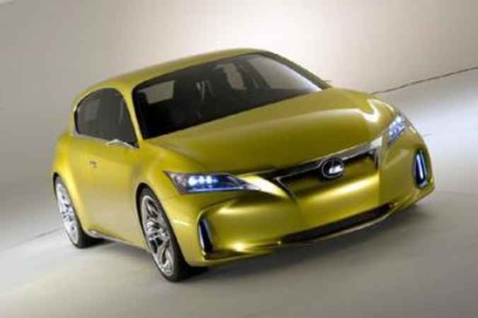 „Lexus“ nusitaikė į jaunimą