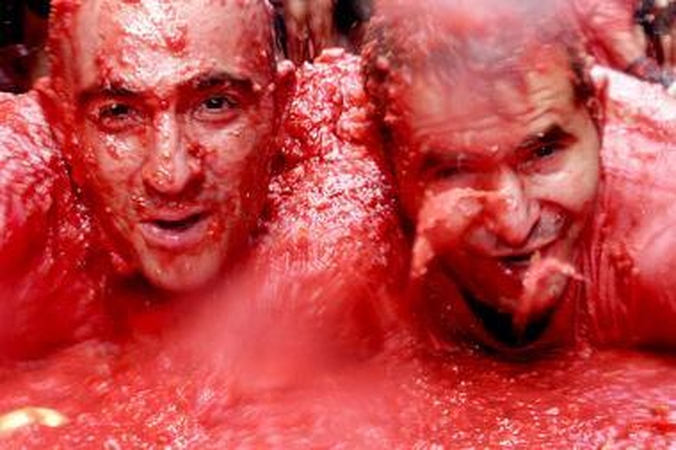 Pomidorai gydo nudegusią odą