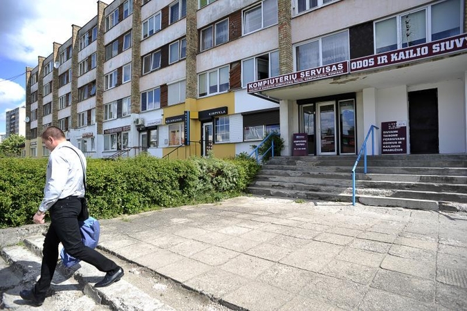 Senas daugiabutis verslui – ne vieta