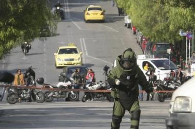 Įtarimai: Graikijos teisėsauga mano, kad išpuolių banga – tai kairiųjų ekstremistų darbas.