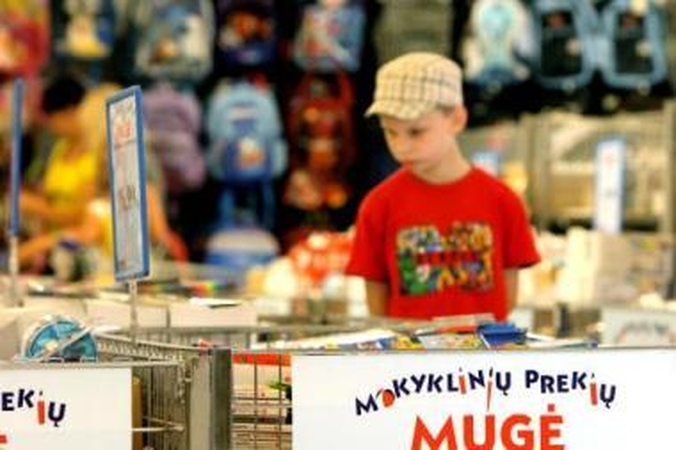 Mokykla: didysis kaceliarinių prekių pirkimo bumas prognozuojamas po kelių savaičių.