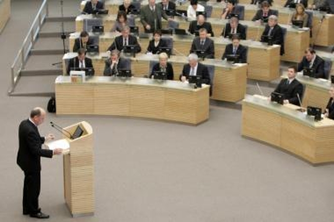 Seimas paskelbs krizę