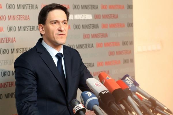 Skaidresnė verslininkų atėjimo į politiką tvarka – tik žodžiai
