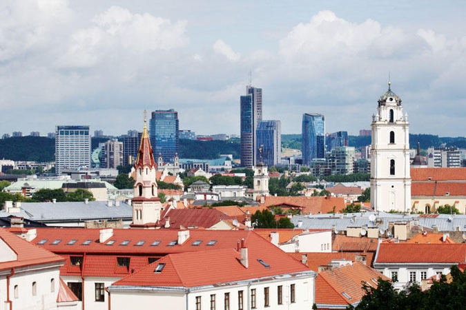 Apie Vilnių turistams pasakos 2 beveik identiškos programėlės