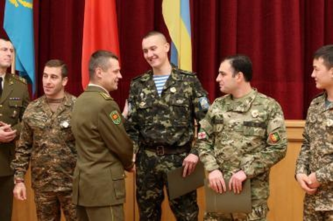 Moldavų kariui tarptautines pratybas primins ir šaltos naktys