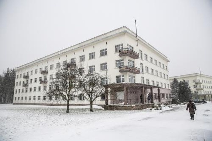 Ultimatumas studentams: kraustykitės arba atverkite pinigines