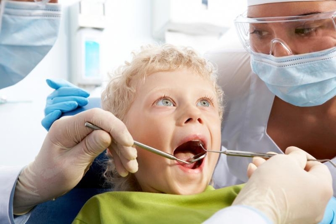 Tėvai užprogramuoja savo vaikams odontologų baimę