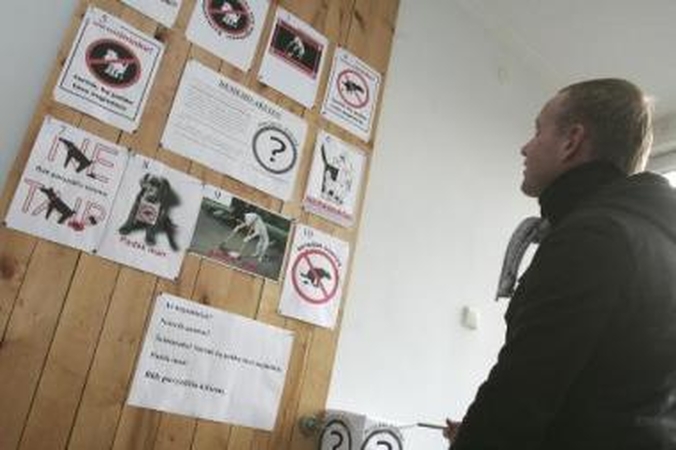Pievelė prie daugiabučių – ne tualetas