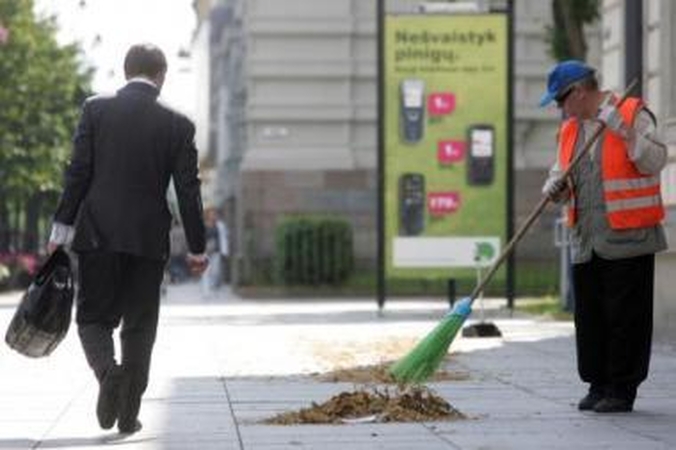 Riba: Seimas dar šią savaitę turėtų pailginti pensinį amžių iki 65 metų.