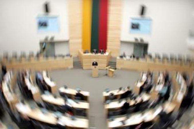 Pinigai: po beveik tris valandas trukusių diskusijų Seimas pritarė 2010-ųjų biudžeto projektui.