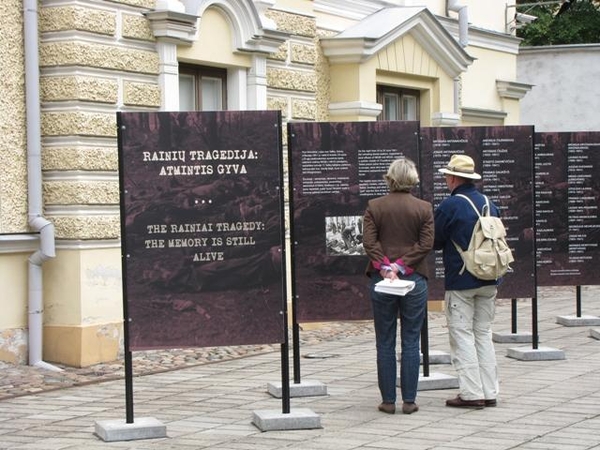 Į Kauną atkeliauja paroda Rainių tragedijai atminti