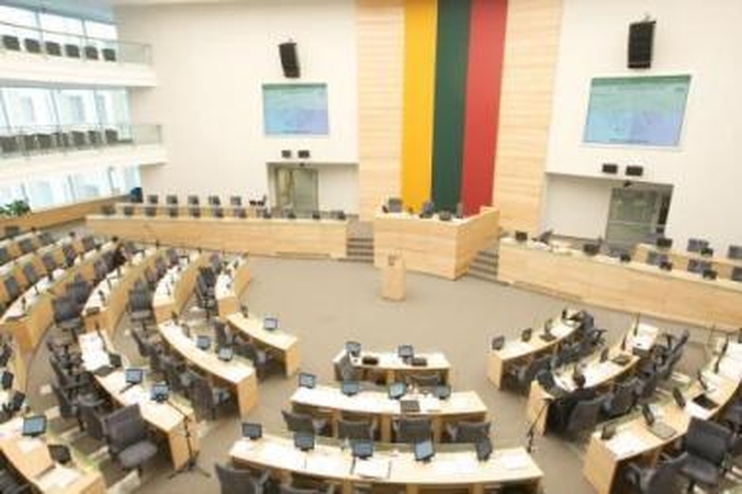 Keliauninkai: nuo tos dienos, kai naujieji Seimo nariai davė priesaiką valstybei, jiems paskirta daugiau kaip 220 komandiruočių.