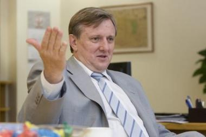 Įsitikinimas: socialinės apsaugos ir darbo ministras R.Dagys tvirtina negirdėjęs, kad gali prarasti portfelį, kai liepą bus pertvarkoma Vyriausybė.