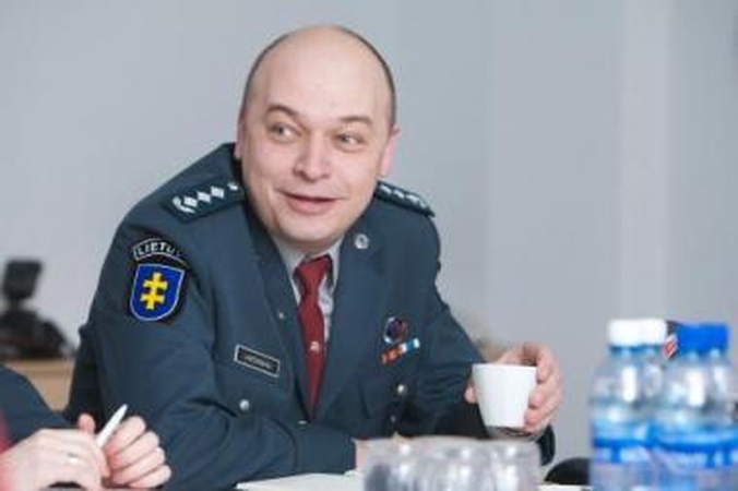 K.Lančinskas apie skraidančias kameras: nefotografuosime pro langus