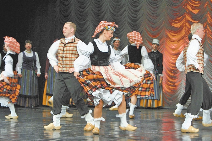 Tradicinių šokių forumas