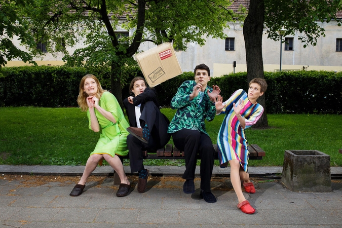 Jaunimo teatro premjeroje „Perplex“ – asociatyvaus mąstymo žaidimai